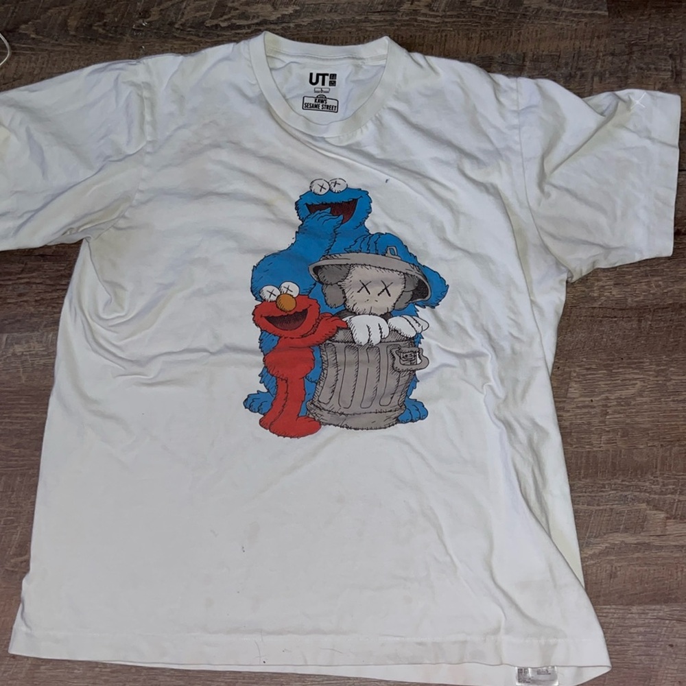 Kaws Sesame Street shirt
